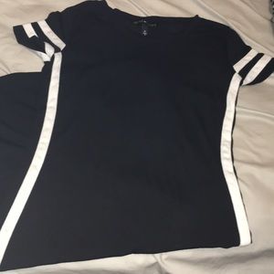 Black midi dress with adidas-like side stripe 💕